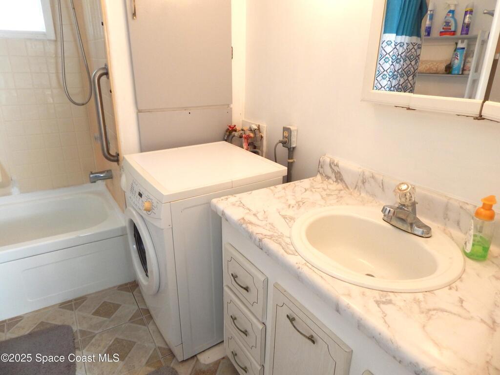 2975 Indian River Drive, Palm Bay, FL 32905