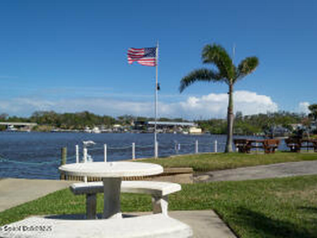 2975 Indian River Drive, Palm Bay, FL 32905