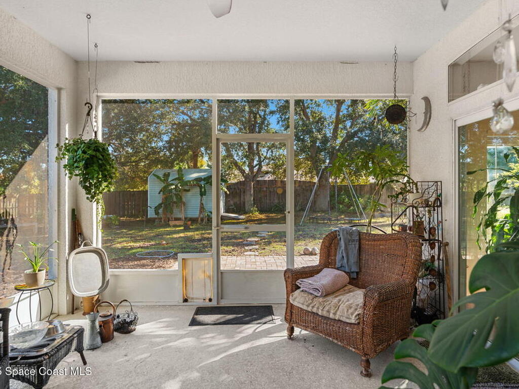 1564 S Tropical Trail, Merritt Island, FL 32952