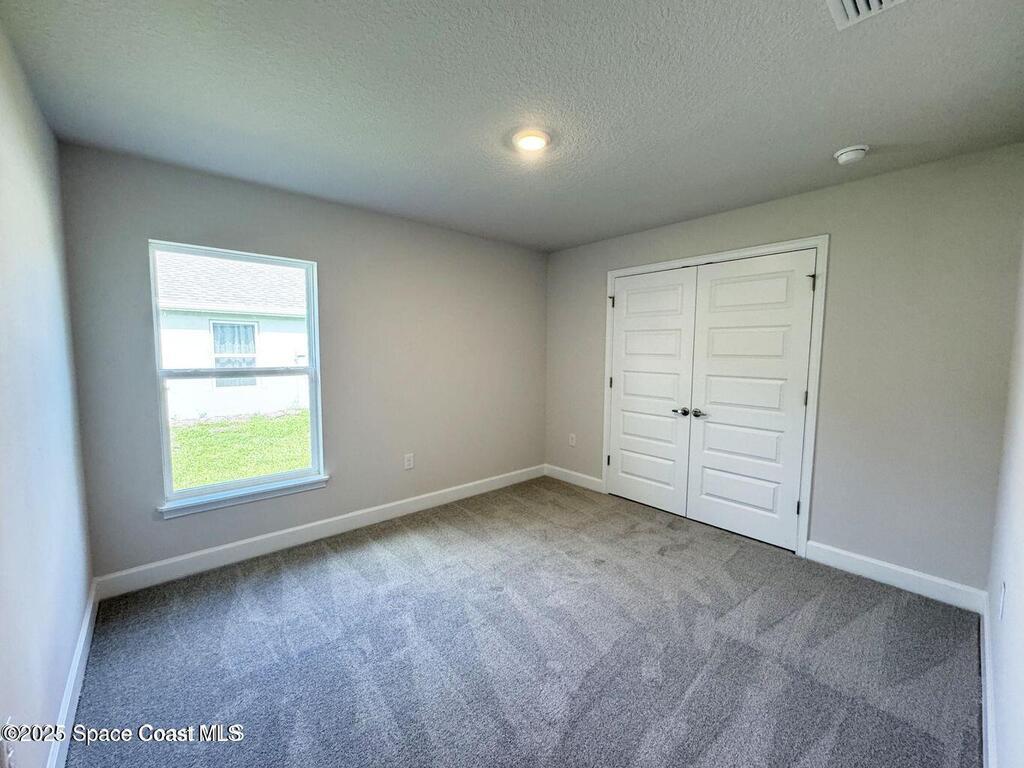 915 Rose Arbor Drive, Sebastian, FL 32958