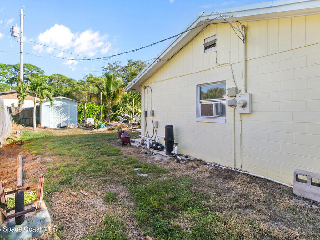 1820 Via Roma, Merritt Island, FL 32952