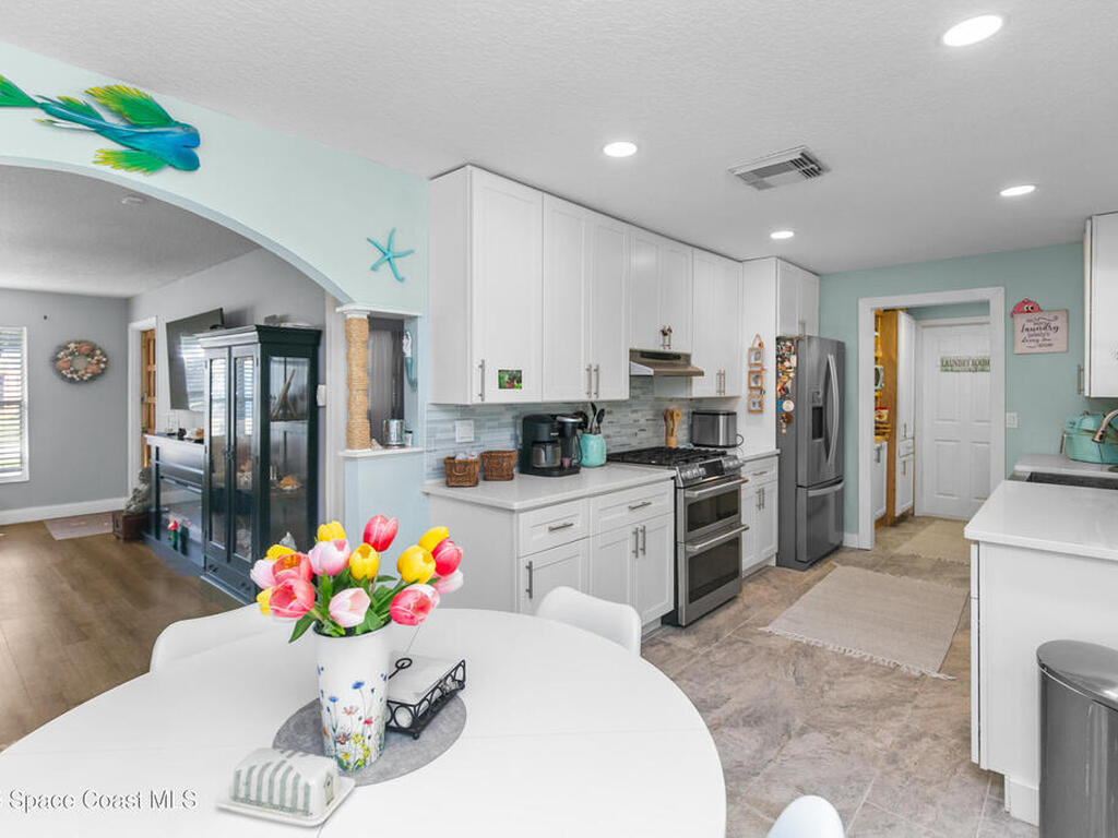 1820 Via Roma, Merritt Island, FL 32952