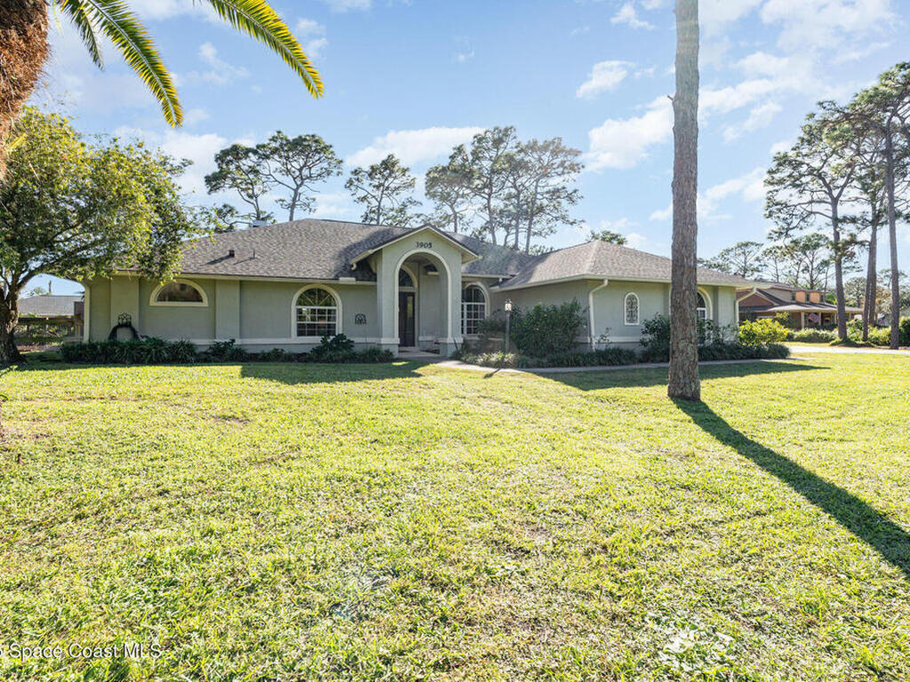 3905 Turkey Point Drive, Melbourne, FL 32934