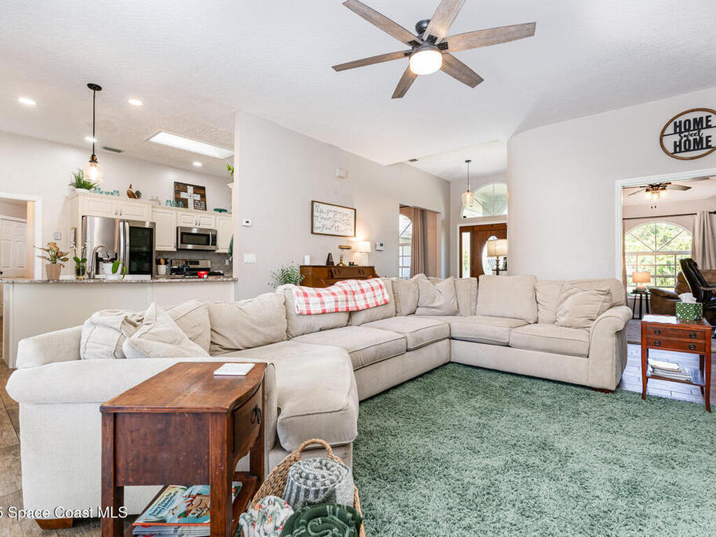 3905 Turkey Point Drive, Melbourne, FL 32934