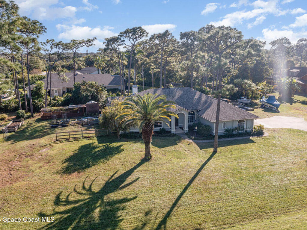 3905 Turkey Point Drive, Melbourne, FL 32934