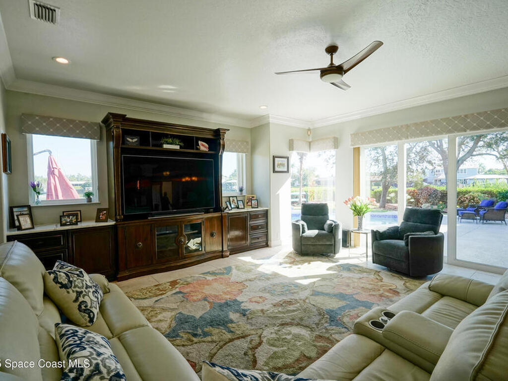 256 Lanternback Island Drive, Satellite Beach, FL 32937