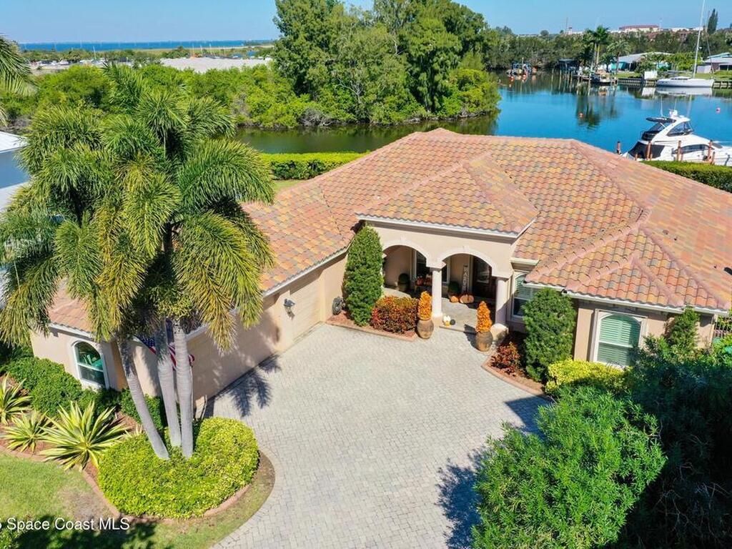 256 Lanternback Island Drive, Satellite Beach, FL 32937