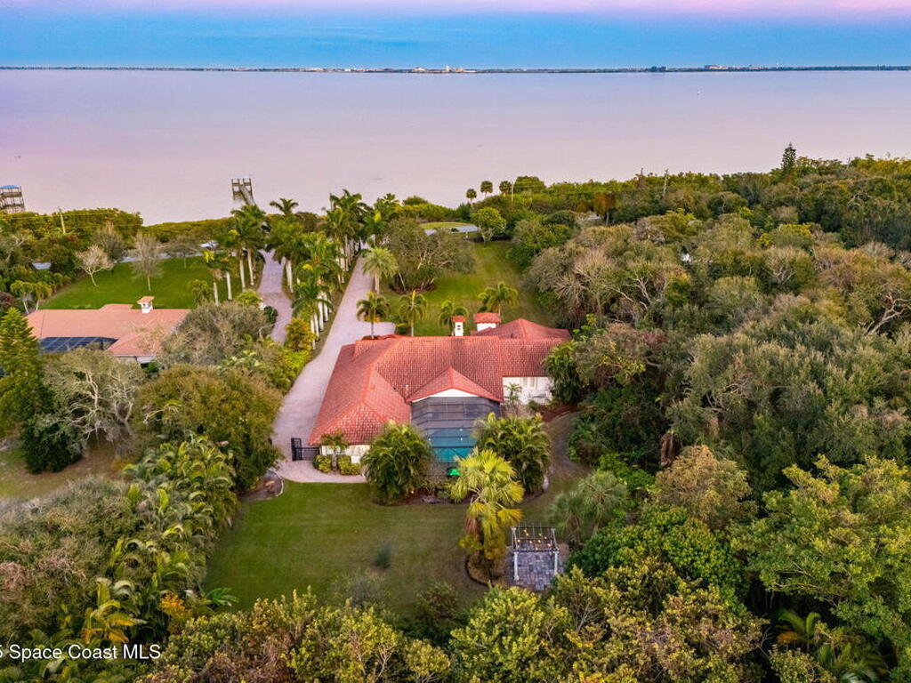 6215 S Tropical Trail, Merritt Island, FL 32952