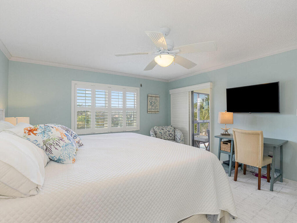 2001 S Banana River Boulevard, Cocoa Beach, FL 32931