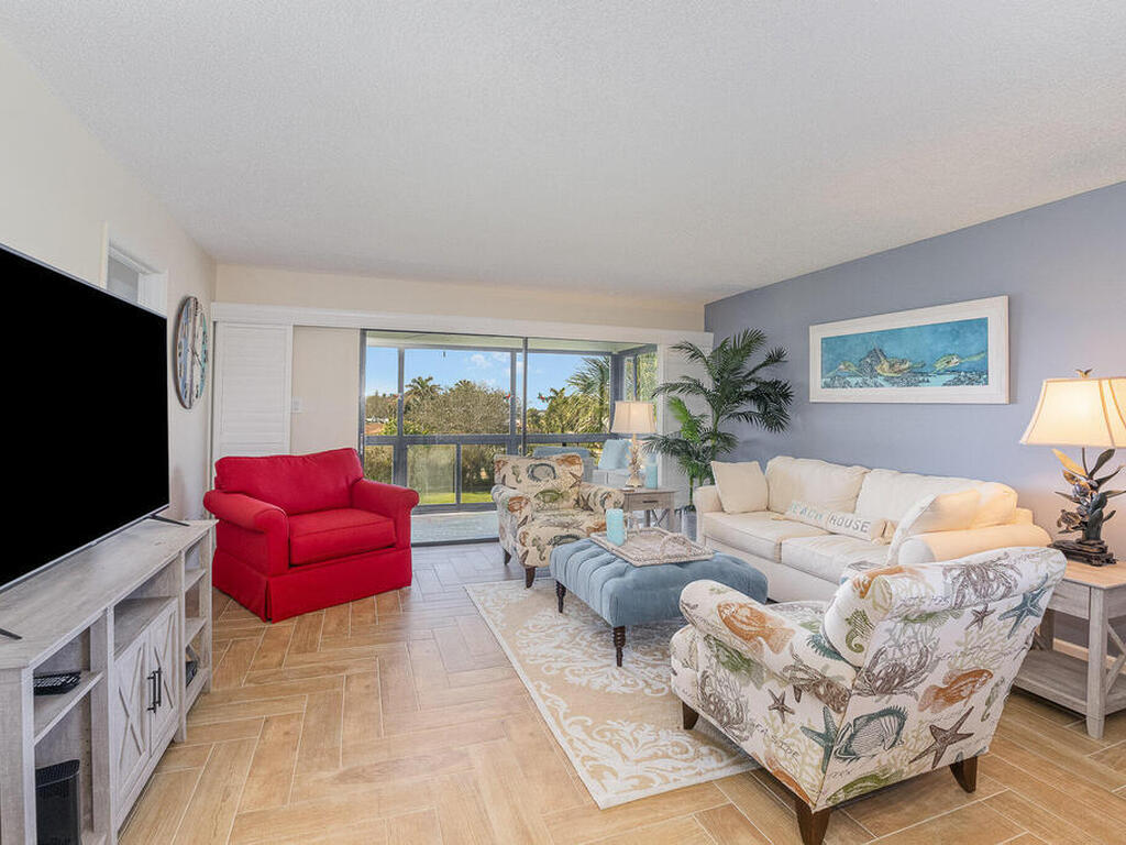 2001 S Banana River Boulevard, Cocoa Beach, FL 32931