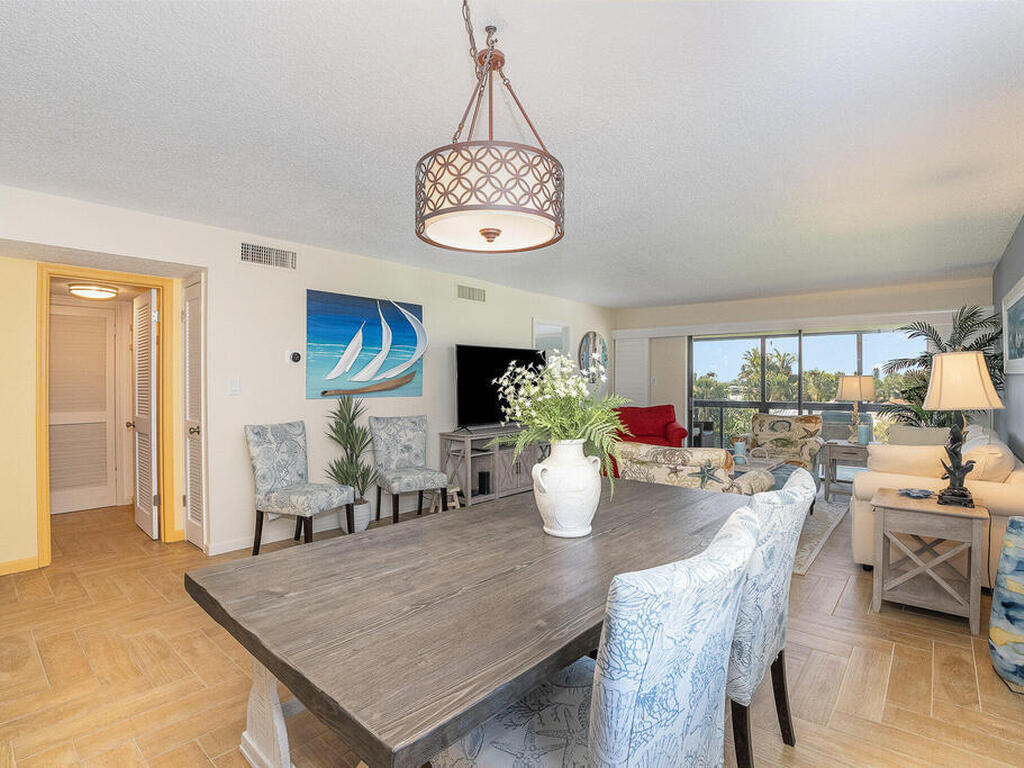 2001 S Banana River Boulevard, Cocoa Beach, FL 32931