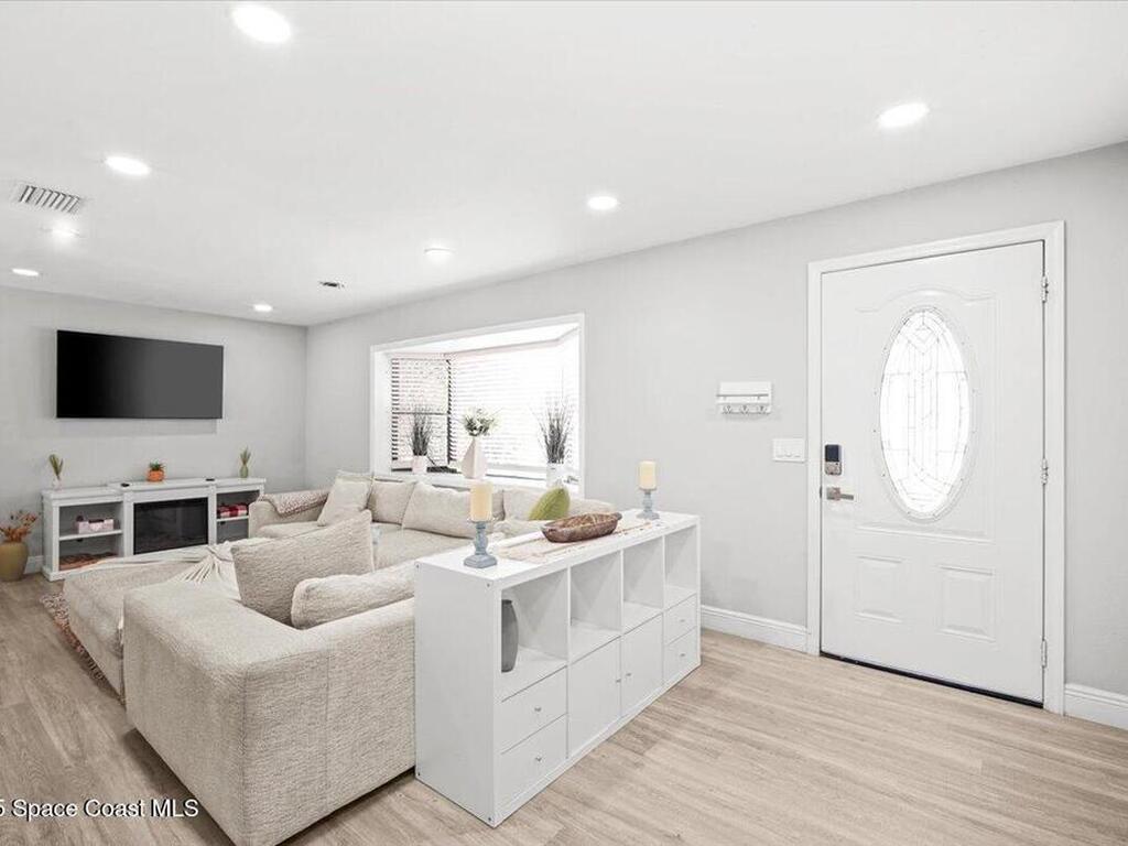 1481 Cowart Avenue, Melbourne, FL 32935