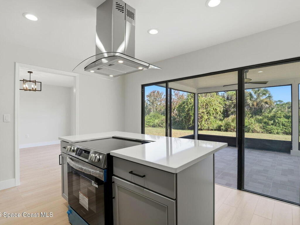 4900 Hidden Pine Place, Cocoa, FL 32926