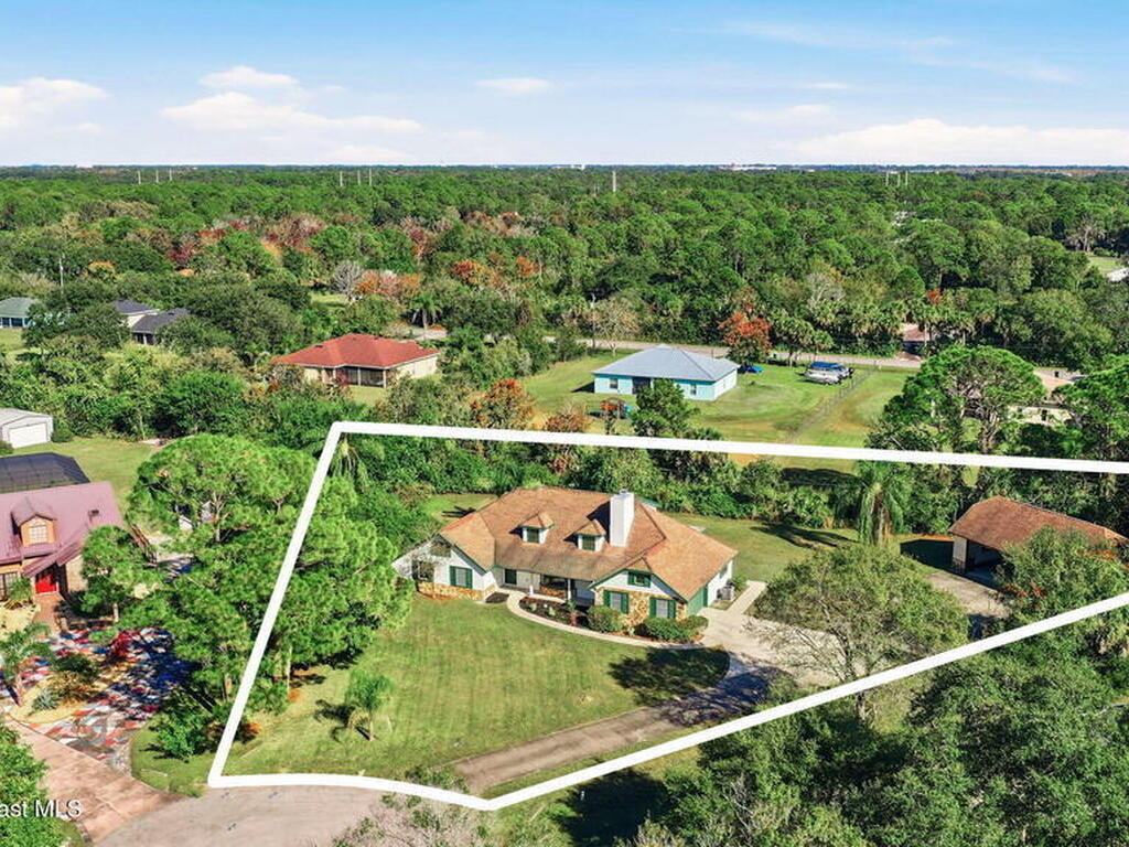 4900 Hidden Pine Place, Cocoa, FL 32926