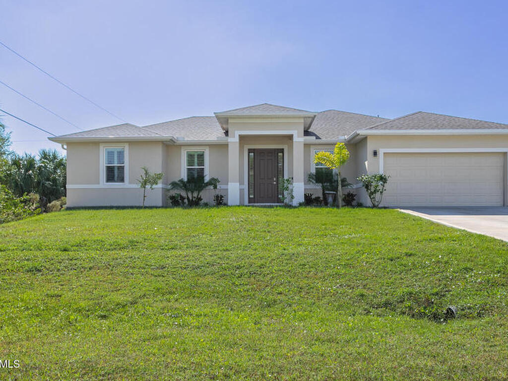 612 Osmosis Drive, Palm Bay, FL 32908