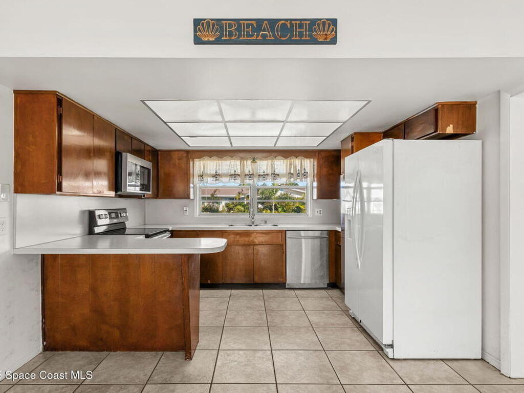 107 Franklyn Avenue, Indialantic, FL 32903