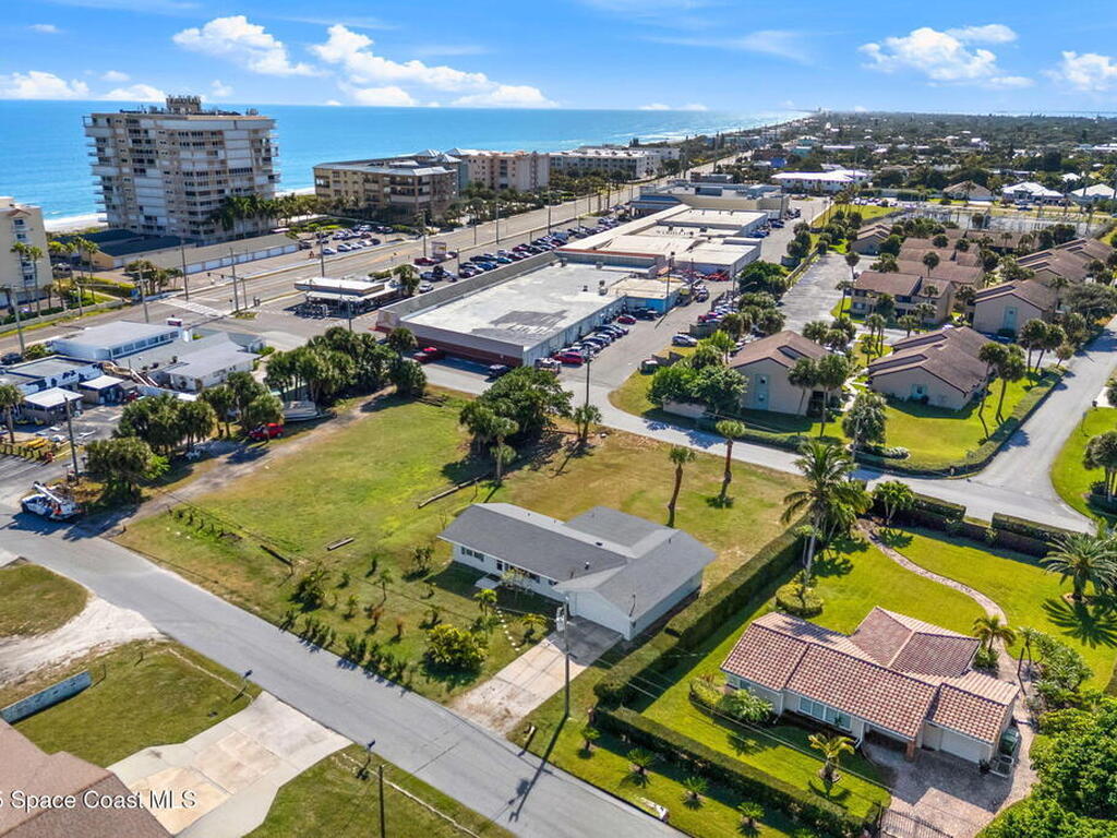 107 Franklyn Avenue, Indialantic, FL 32903