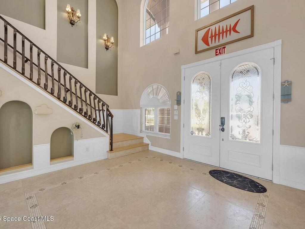 7 Cove View Court, Cocoa Beach, FL 32931