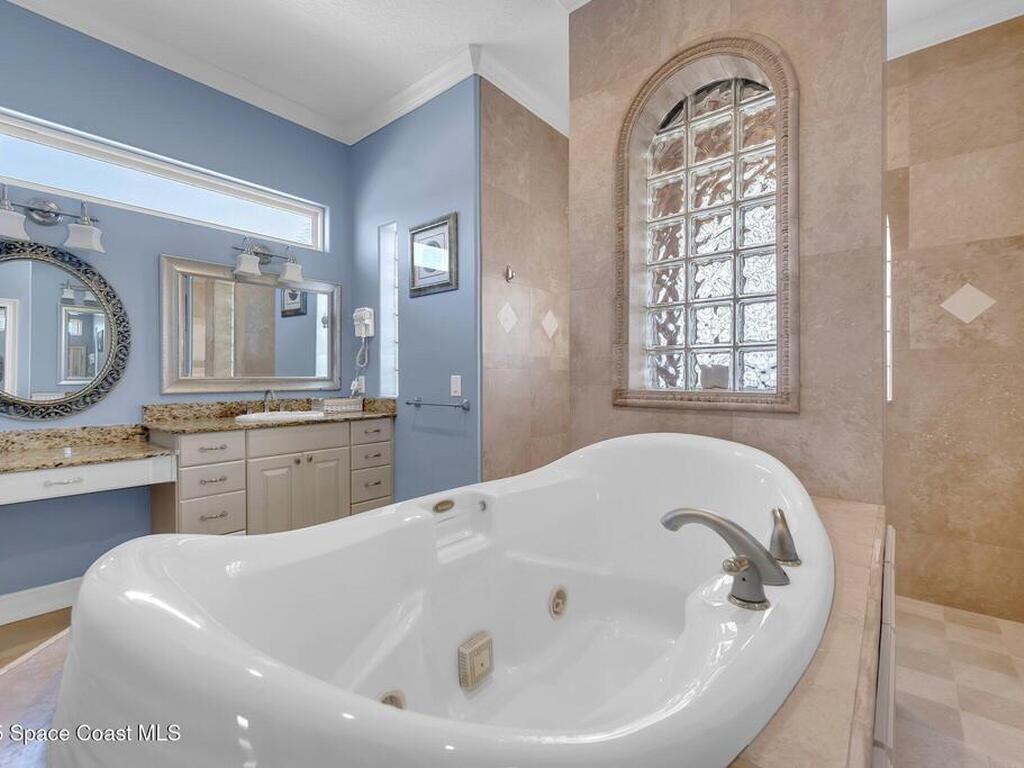 7 Cove View Court, Cocoa Beach, FL 32931