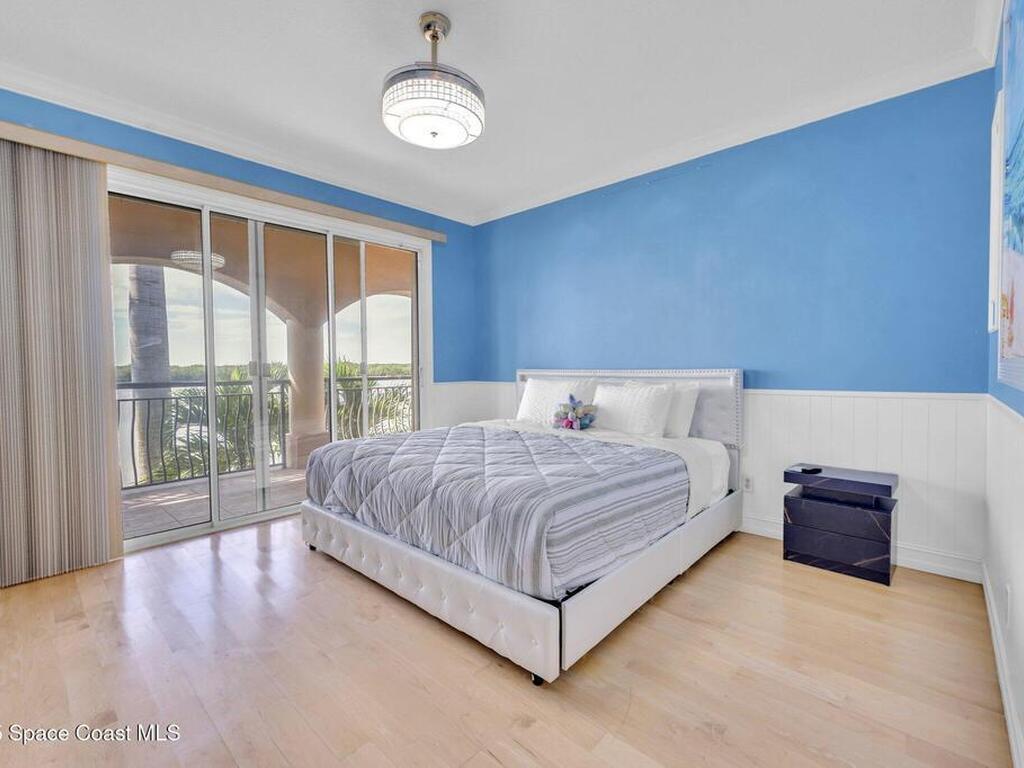 7 Cove View Court, Cocoa Beach, FL 32931