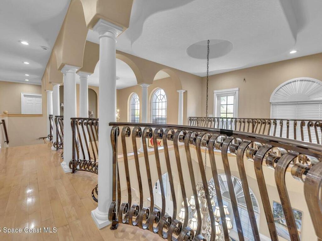 7 Cove View Court, Cocoa Beach, FL 32931