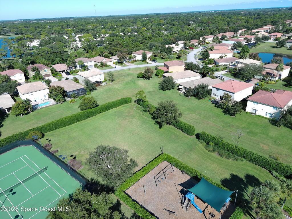 5595 45th Avenue, Vero Beach, FL 32967