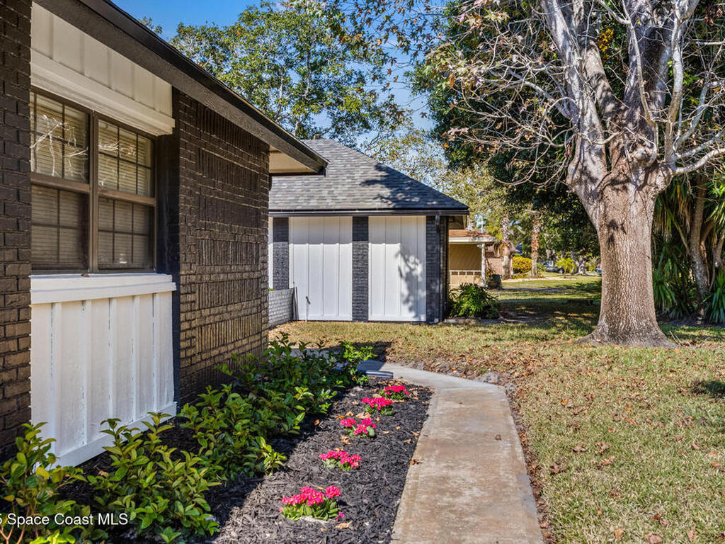 1007 Pineapple Avenue, Palm Bay, FL 32905