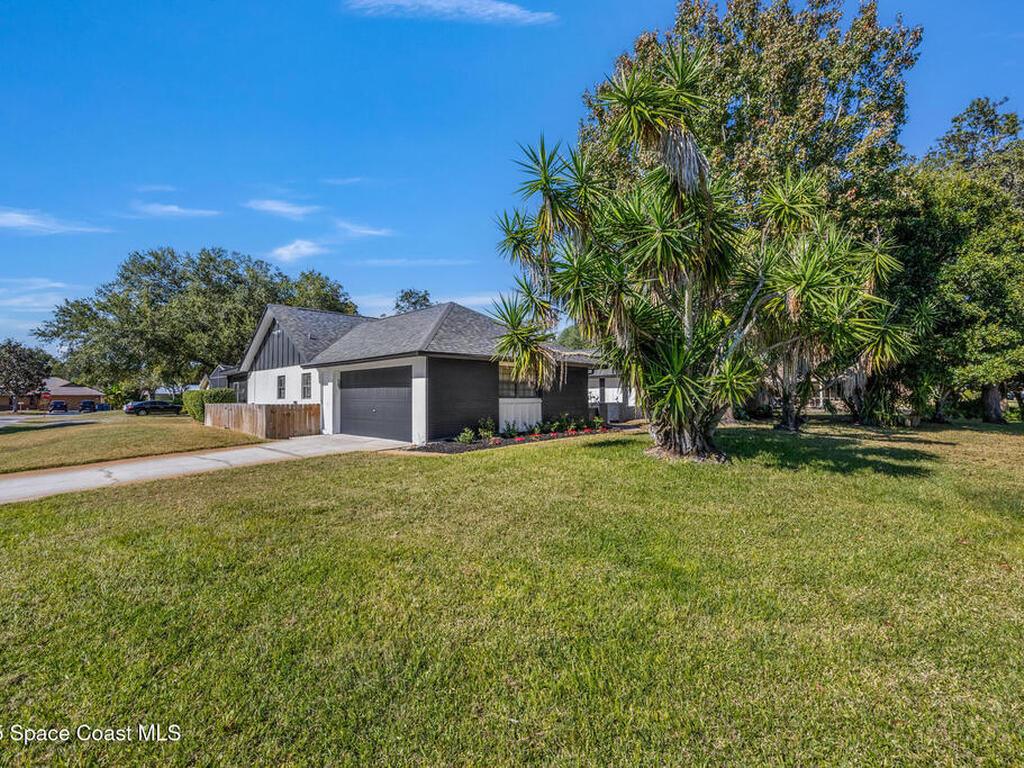 1007 Pineapple Avenue, Palm Bay, FL 32905