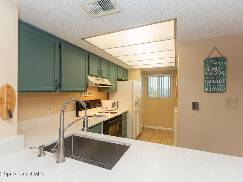 1595 N Atlantic Avenue, Cocoa Beach, FL 32931