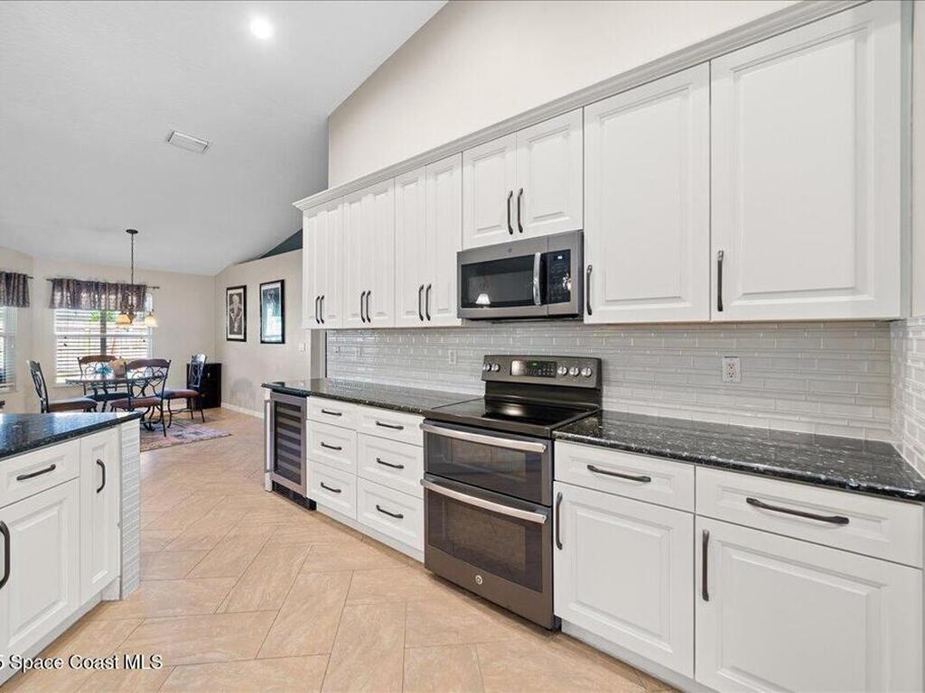 1235 Pemberton Trail, Malabar, FL 32950