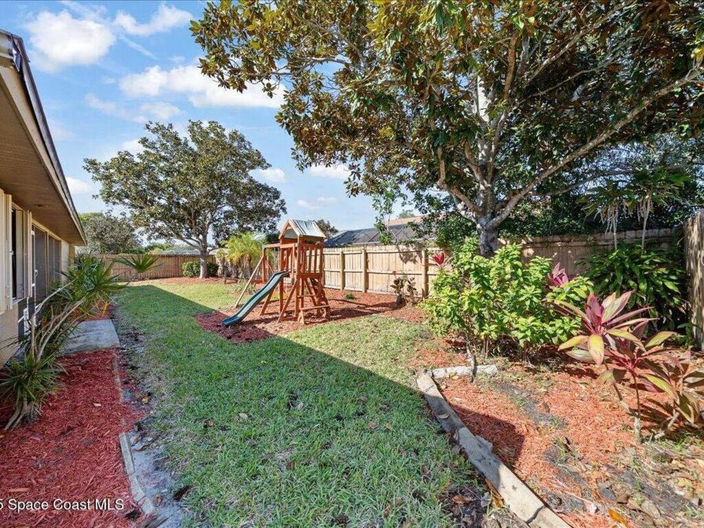 1235 Pemberton Trail, Malabar, FL 32950