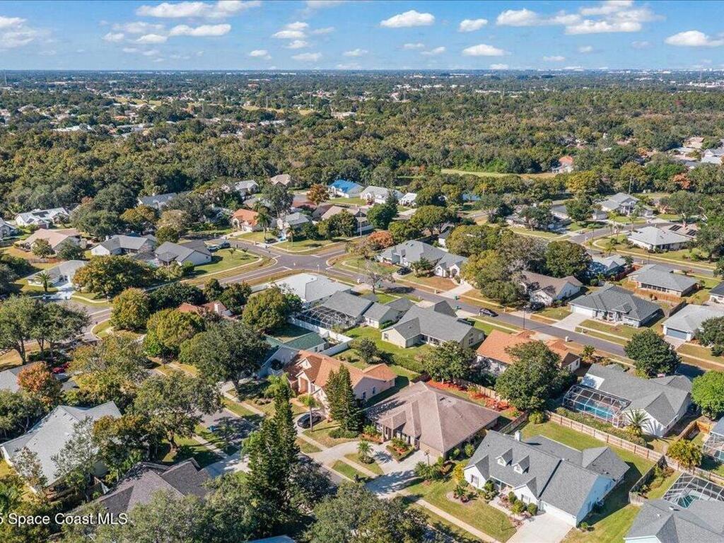 1235 Pemberton Trail, Malabar, FL 32950