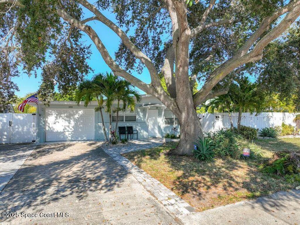 280 Monroe Avenue, Cape Canaveral, FL 32920