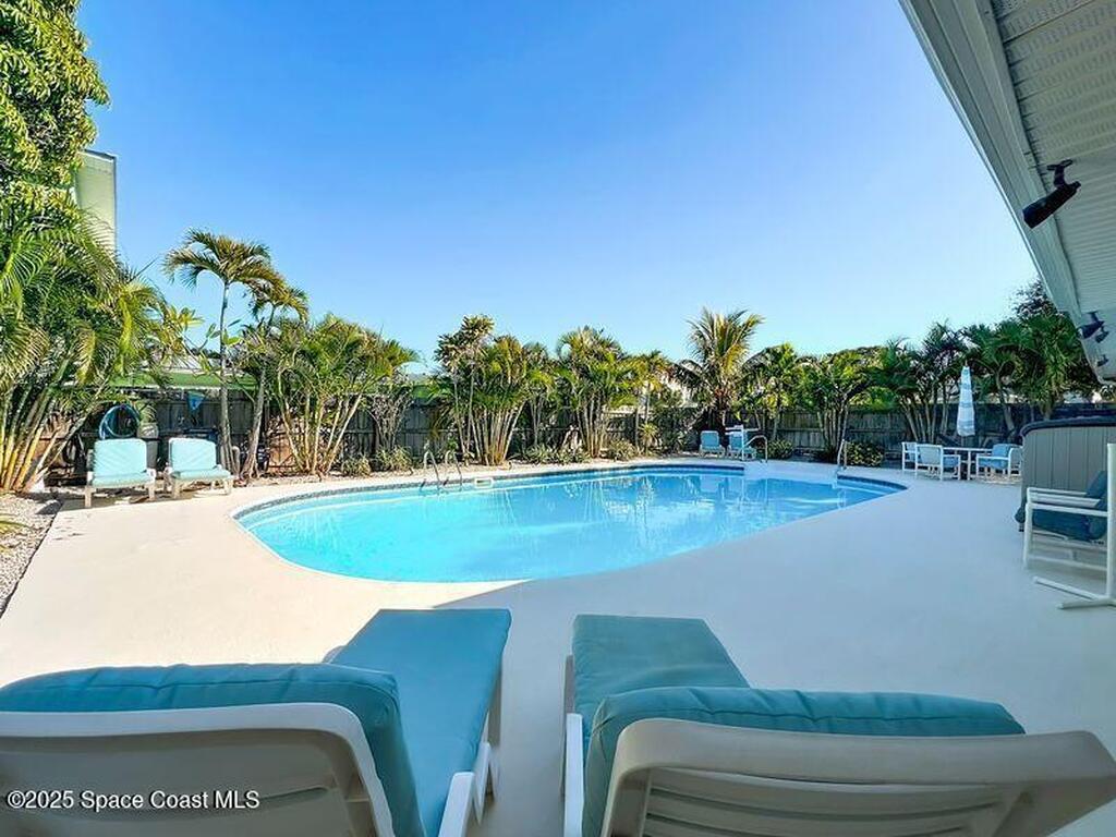 280 Monroe Avenue, Cape Canaveral, FL 32920