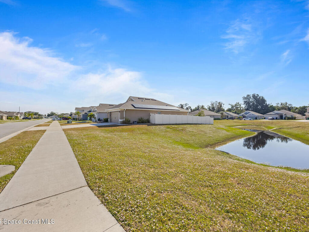 813 Moment Street, Cocoa, FL 32926