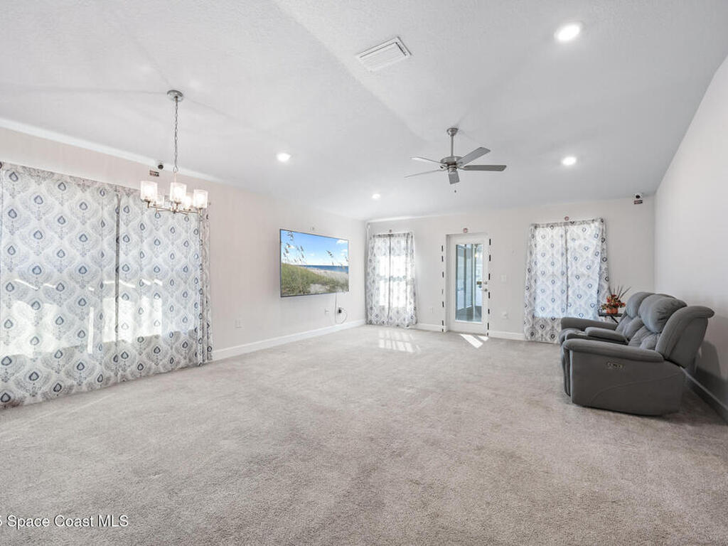 813 Moment Street, Cocoa, FL 32926