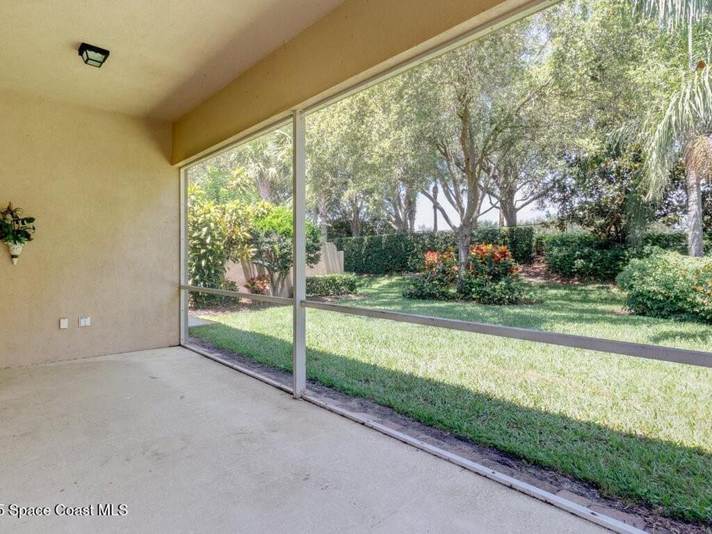 5209 Eleuthra Circle, Vero Beach, FL 32967