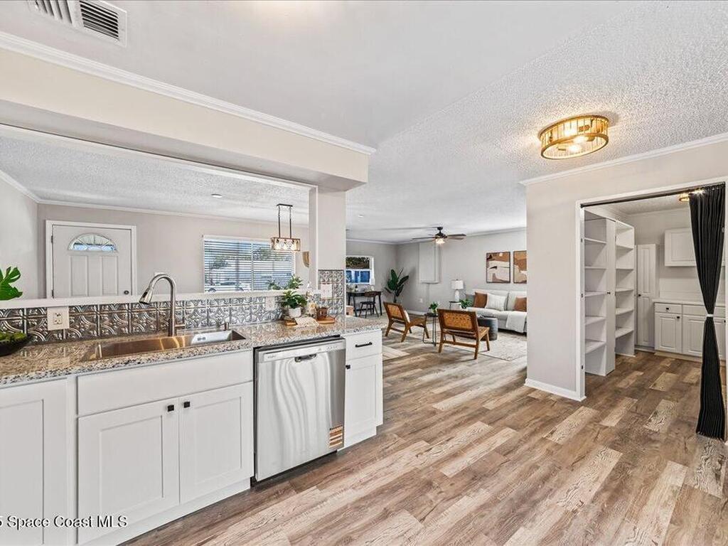 15 N Rosiland Court, Merritt Island, FL 32952