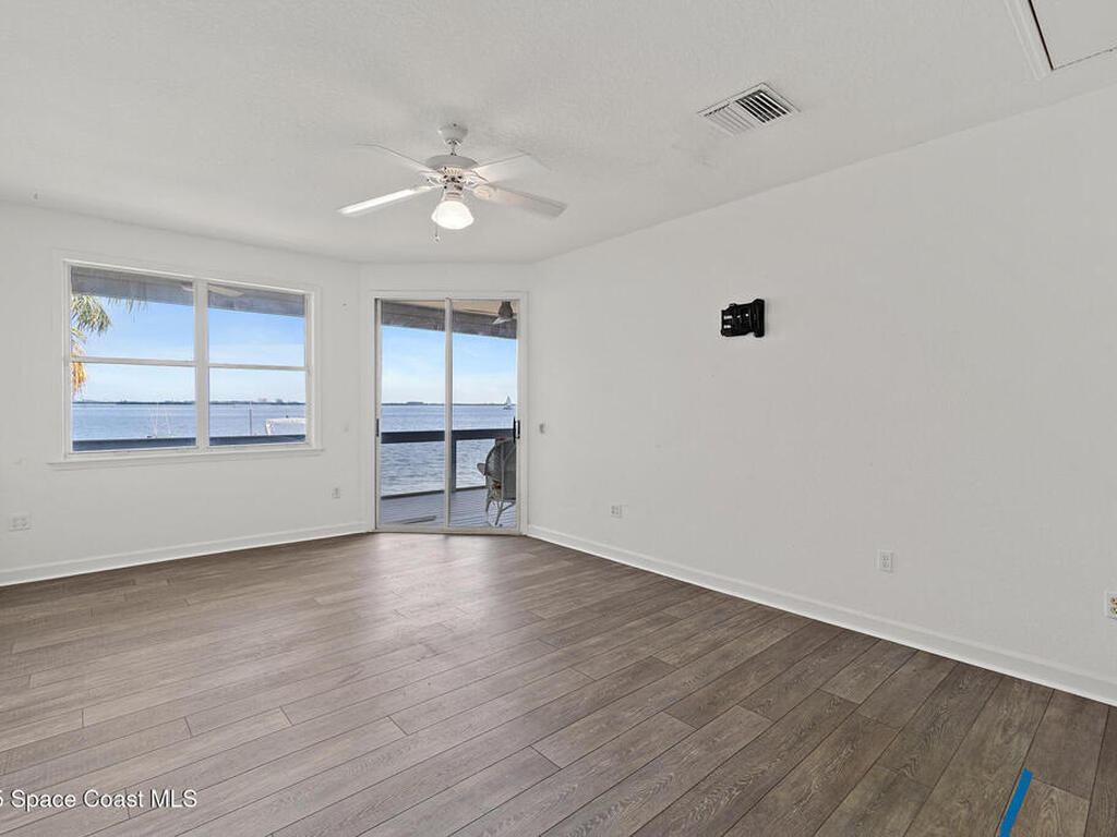 954 S Banana River Drive, Merritt Island, FL 32952