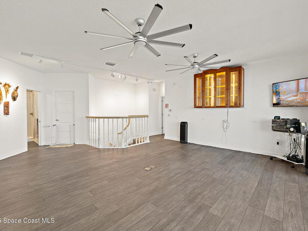 954 S Banana River Drive, Merritt Island, FL 32952