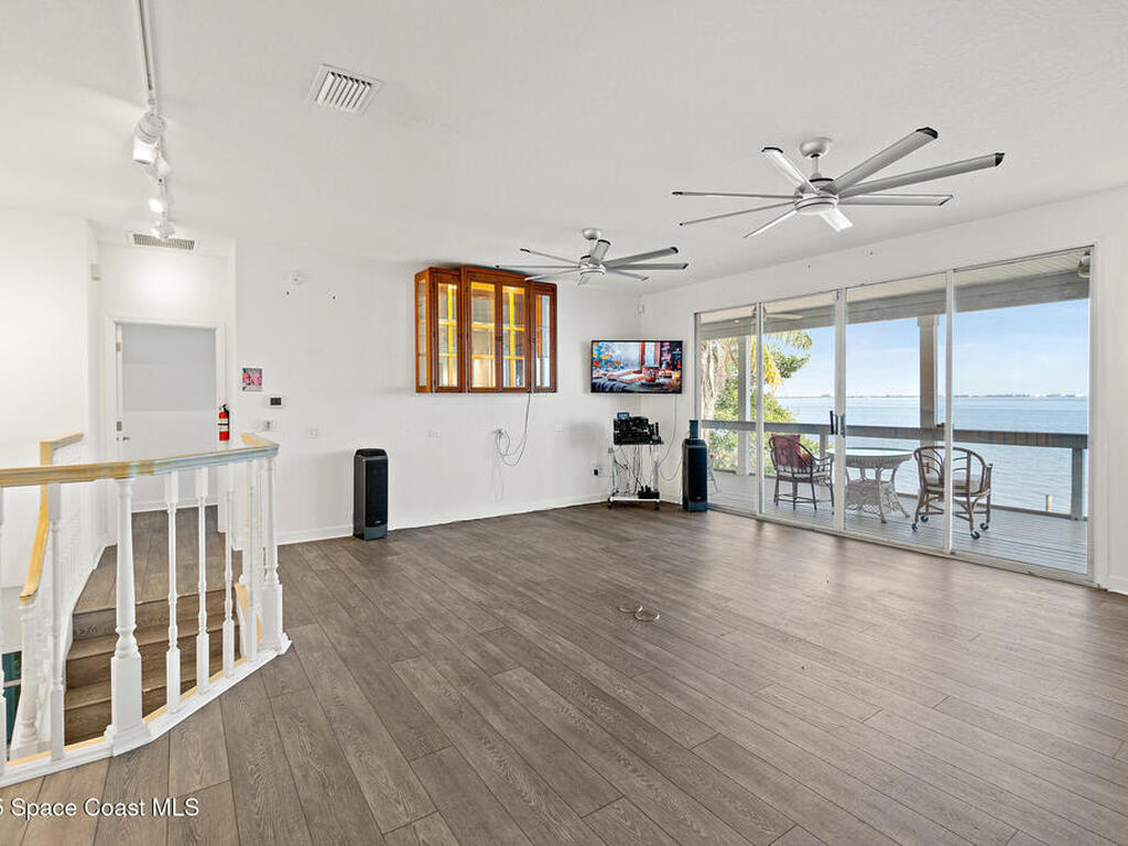 954 S Banana River Drive, Merritt Island, FL 32952