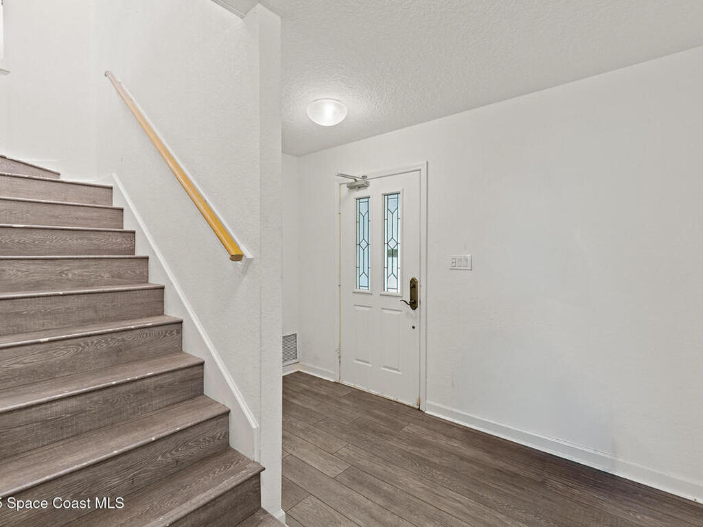 954 S Banana River Drive, Merritt Island, FL 32952