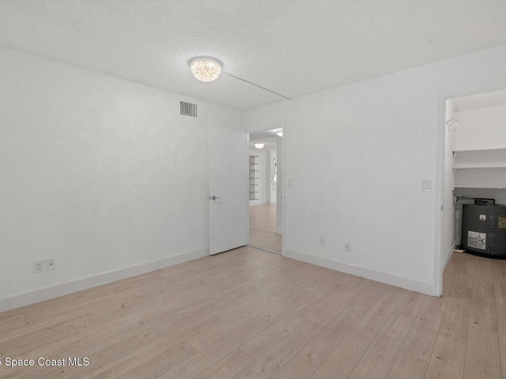 1860 N Atlantic Avenue, Cocoa Beach, FL 32931