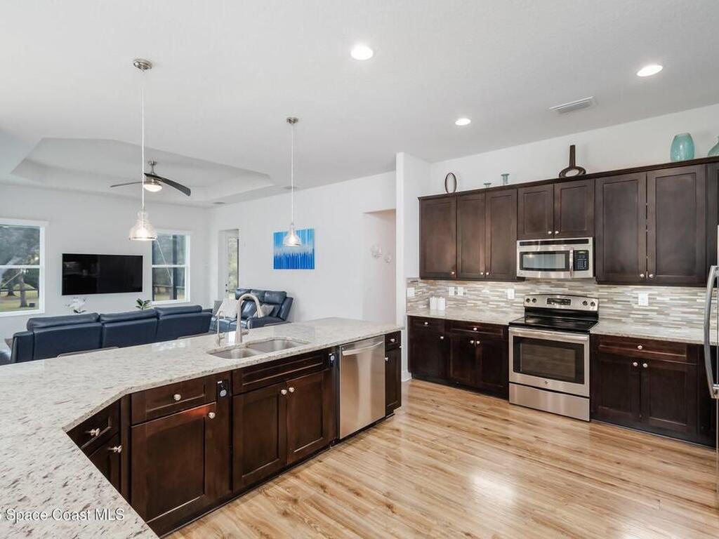 2402 Westhorpe Drive, Malabar, FL 32950