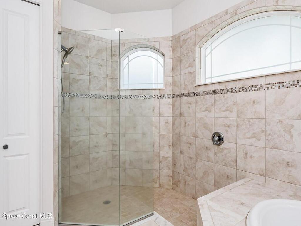 2402 Westhorpe Drive, Malabar, FL 32950