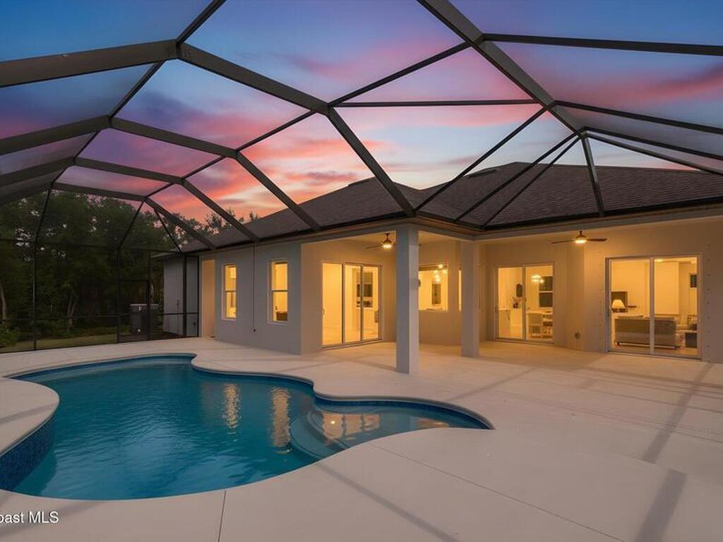 2402 Westhorpe Drive, Malabar, FL 32950