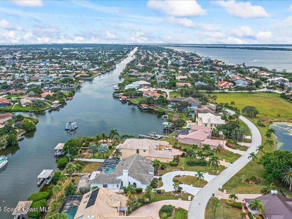 142 Lanternback Island Drive, Satellite Beach, FL 32937