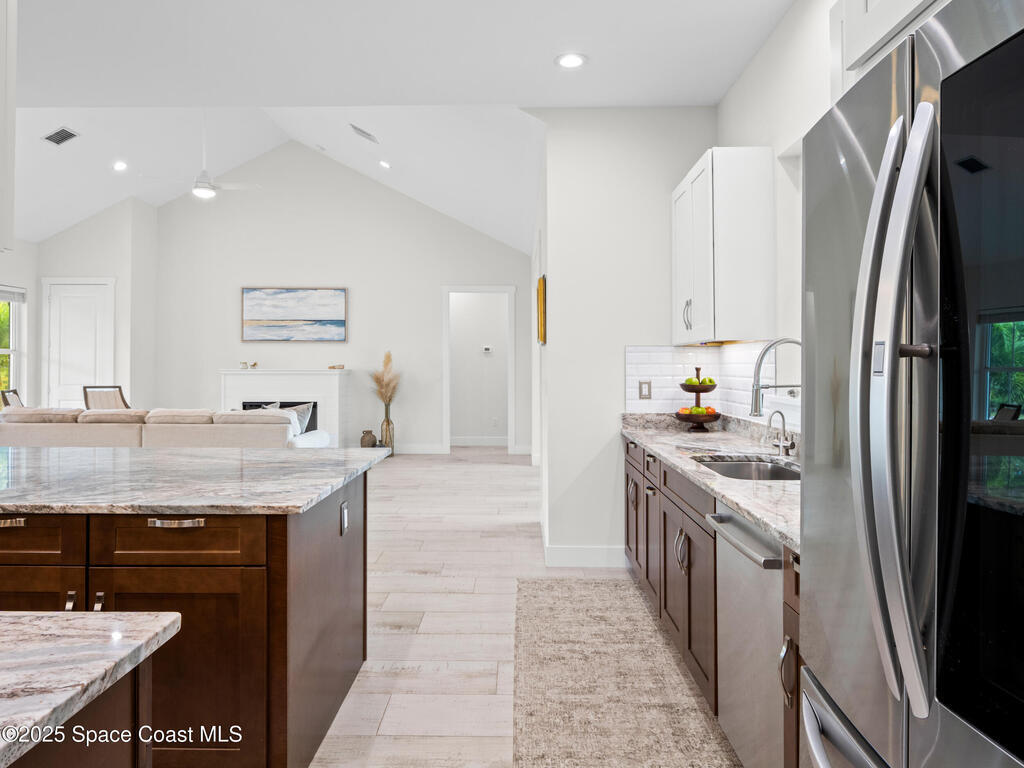 7035 Indian River Boulevard, Grant, FL 32949