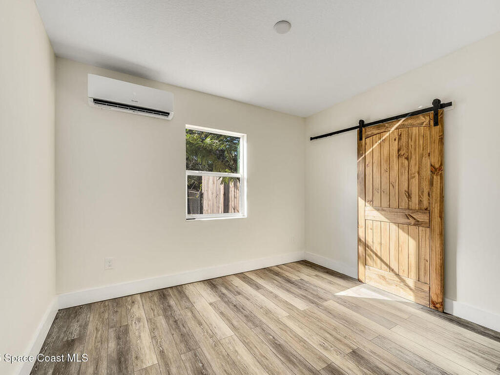 66 Moore Avenue, Merritt Island, FL 32952