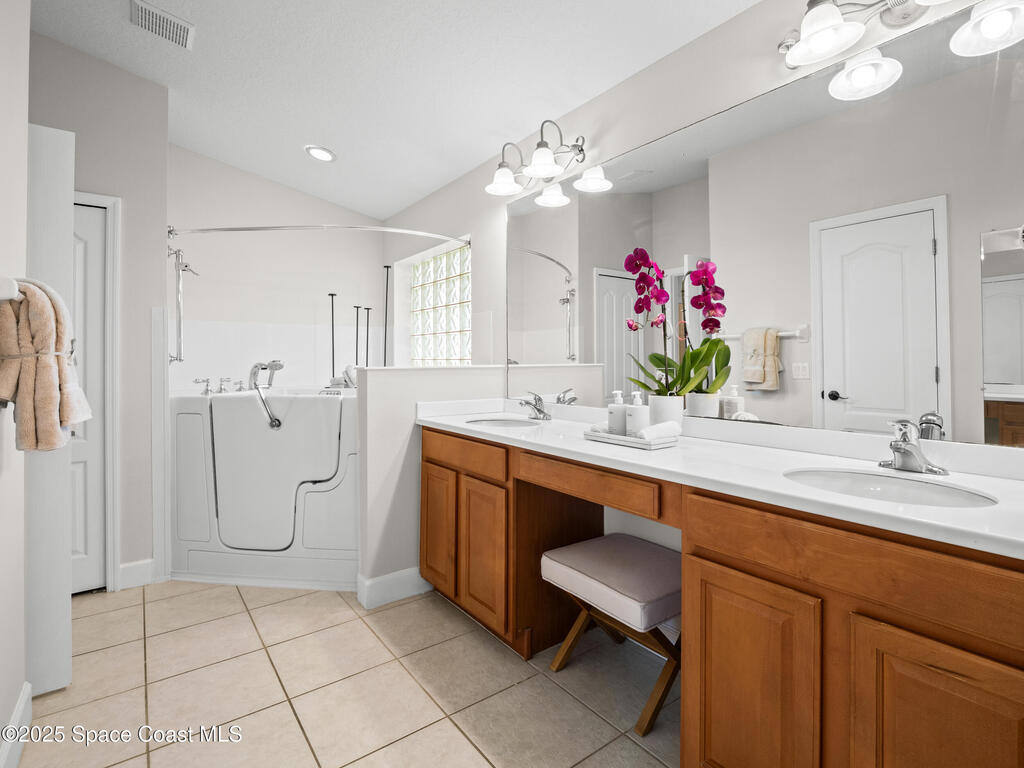 5015 S Pinot Street, Rockledge, FL 32955